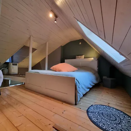 Au Centre De Chimay, Arrivee Autonome Apartment *